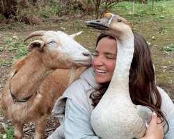Marta loves to play and spend time with animals.